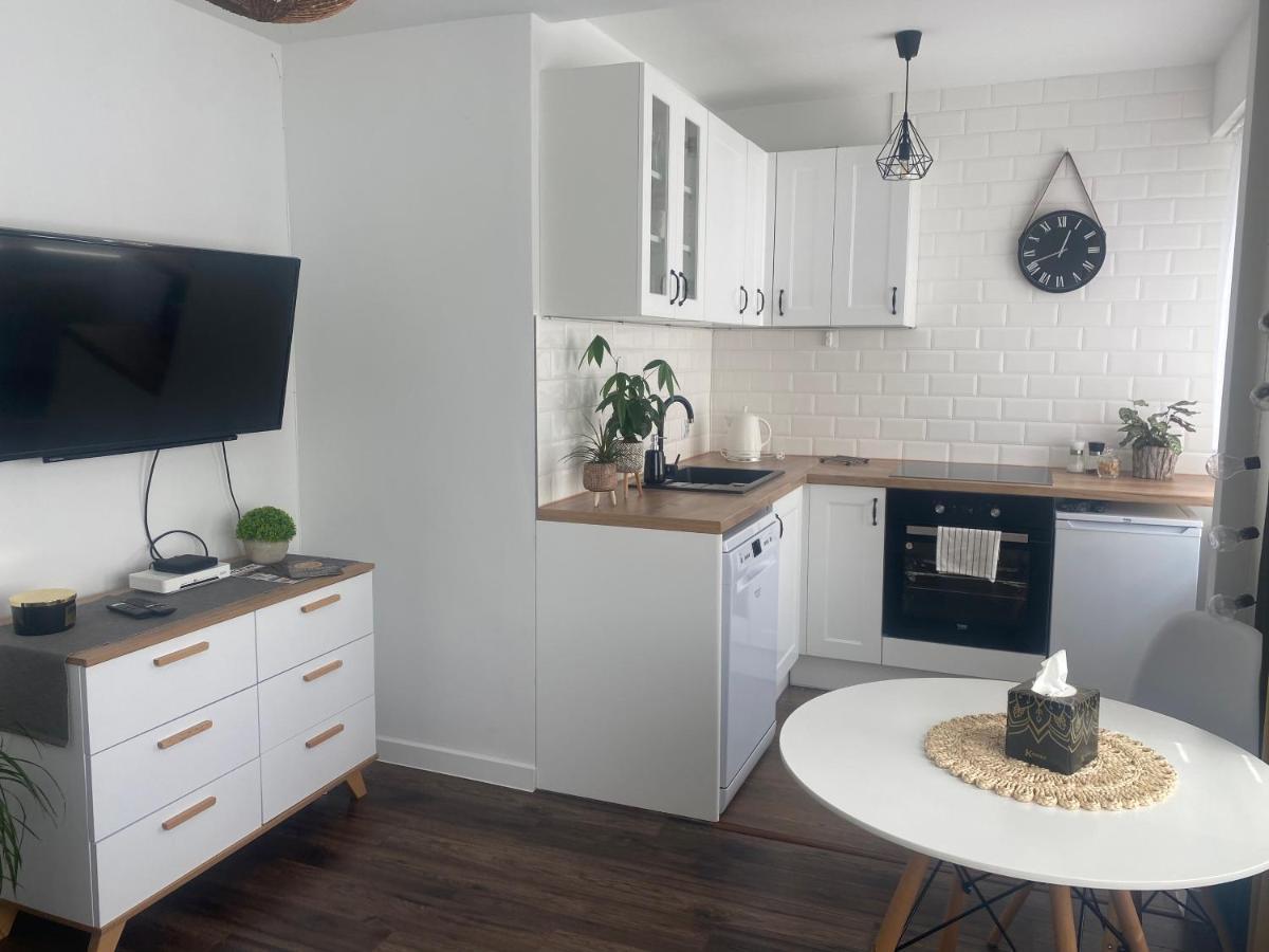 Wilcza Ostoja Bieszczady Apartamento Ustrzyki Dolne Exterior foto