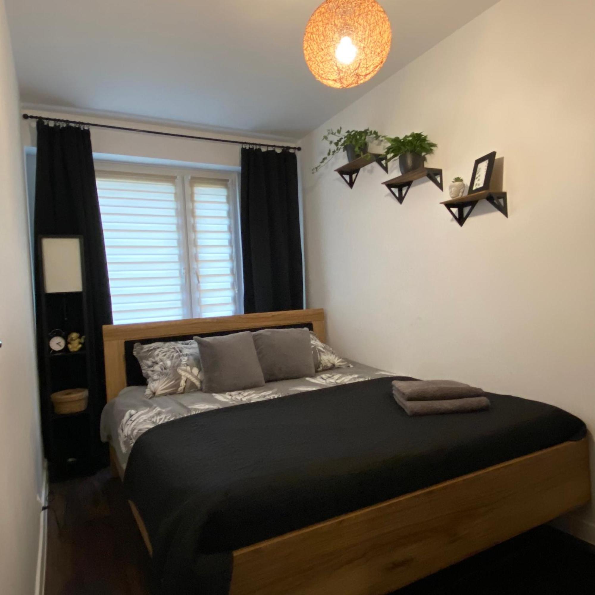 Wilcza Ostoja Bieszczady Apartamento Ustrzyki Dolne Exterior foto